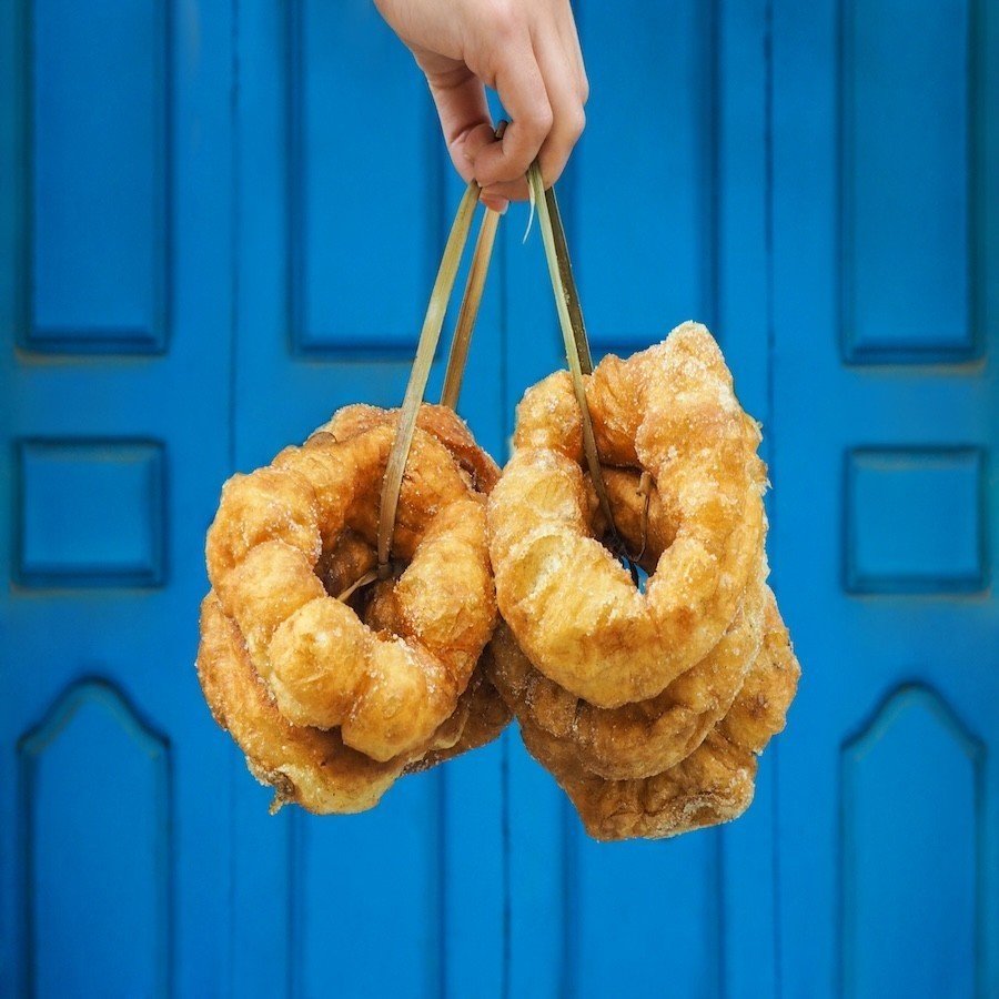 Sfenj-Ultimate-Moroccan-Street-Food-Guide-Travel-Exploration-Morocco
